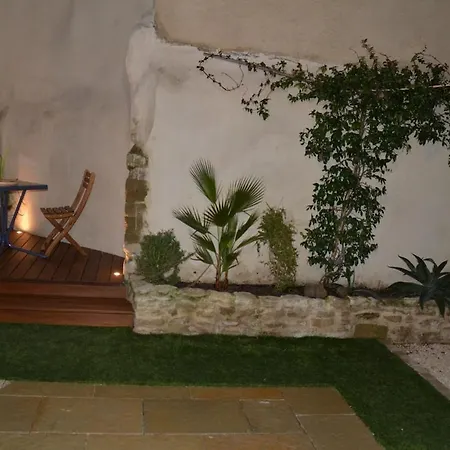 Maison En Coeur De Apartment